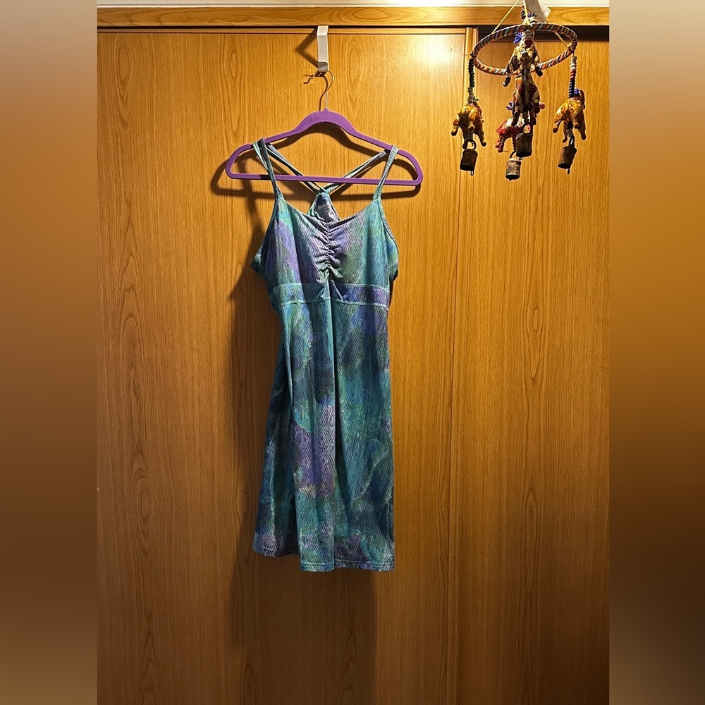 Marmot athletic dress